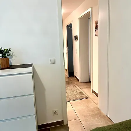 3 Bedroom Near Düsseldorf Messe&airport 6 Single Beds Wifi *